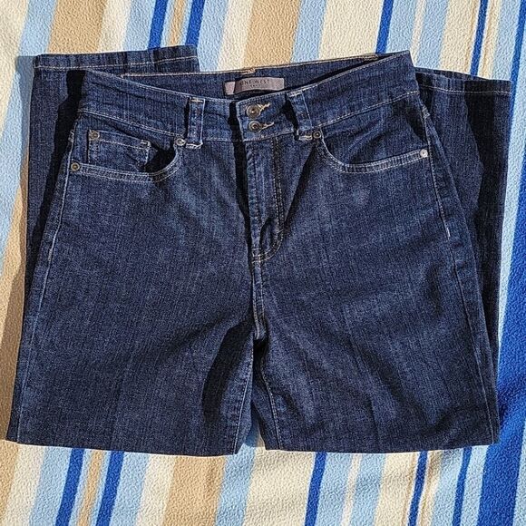 Nine West Crops size 4 - Picture 2 of 3
